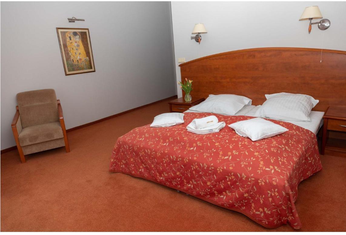Hotel Piast Cedynia Экстерьер фото