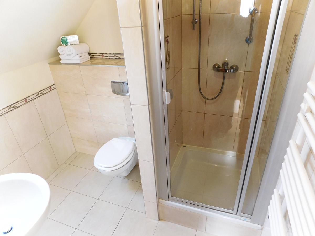 Hotel Piast Cedynia Экстерьер фото